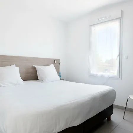 Gaia A 200 M Des Thermes *