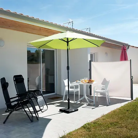 Gaia A 200 M Des Thermes بيت للعطل *